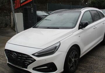 Hyundai i30 78.000 km 13.999 &euro; Oberhausen 46149