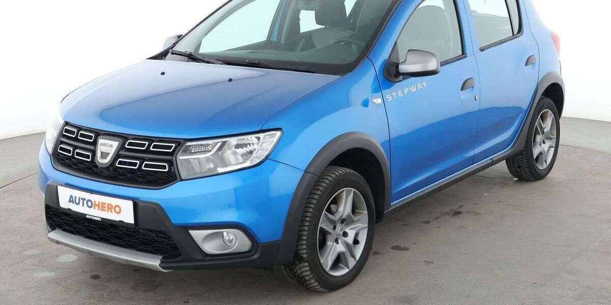 Dacia Sandero 109.871 km 9.590 &euro; Essen 45141