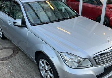 Mercedes-Benz C 180 99.794 km 9.780 &euro; Essen 45219