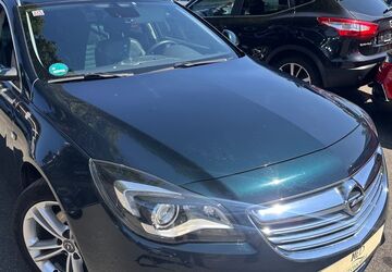 Opel Insignia 137.000 km 8.900 &euro; ESSEN 45326