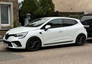 Renault Clio 26.700 km 15.900 &euro; Essen 45277