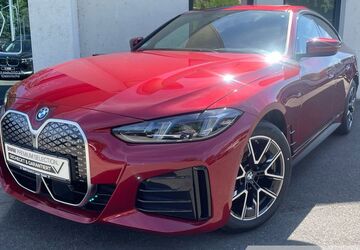 BMW i4 29.086 km 49.770 &euro; Essen 45134