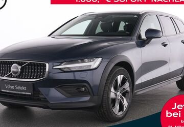 Volvo V60 Cross Country 50.467 km 35.590 &euro; Essen-Kray 45309