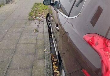 Peugeot 2008 93.000 km 5.999 &euro; Witten 58452