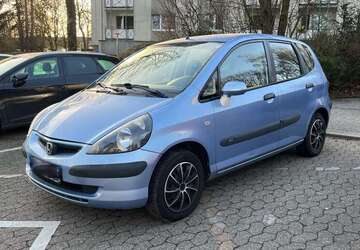 Honda Jazz 139.000 km 2.350 &euro; Velbert 42551