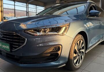 Ford Focus 27.963 km 19.890 &euro; Bottrop 46236