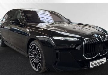 BMW 750 19.730 km 99.800 &euro; Moers 47441