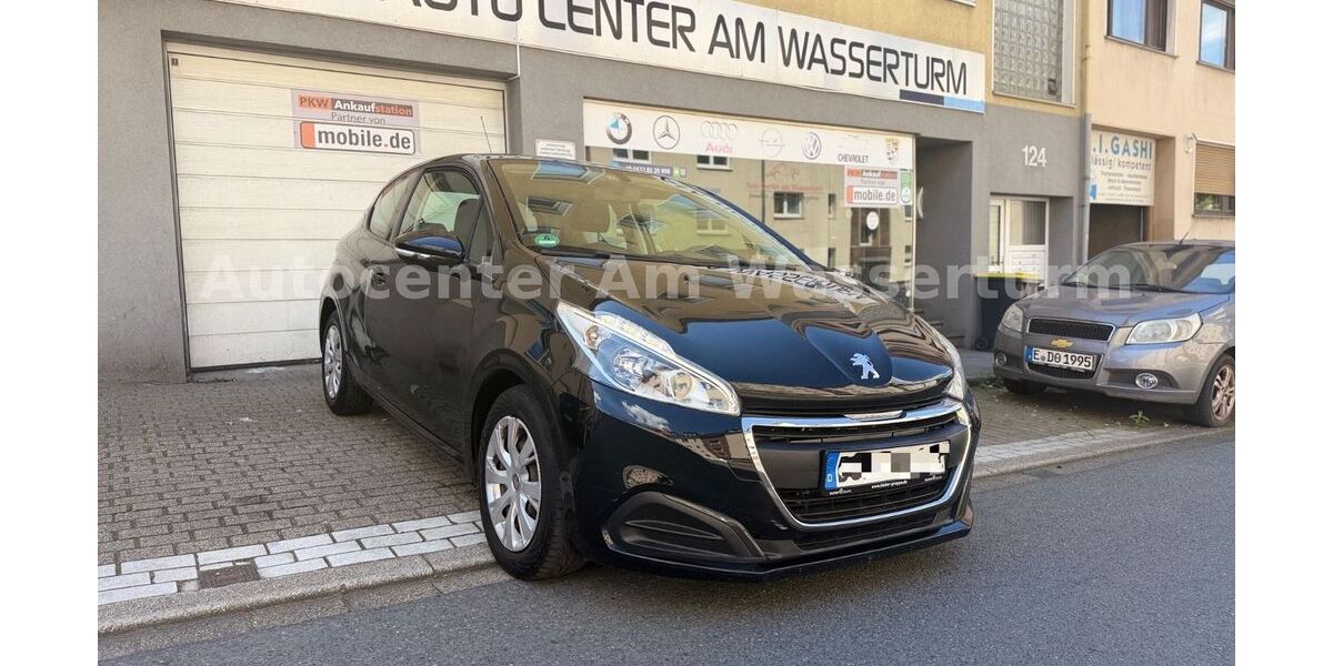 Peugeot 208 125.400 km 4.290 &euro; Essen 45139