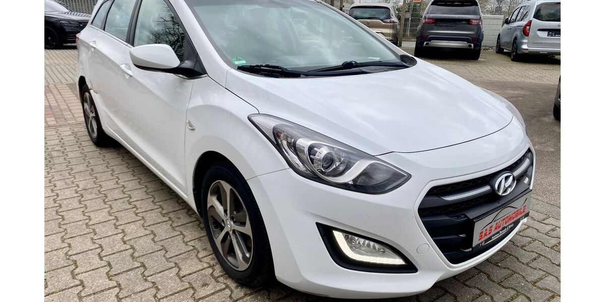 Hyundai i30 297.435 km 3.900 &euro; Moers 47445