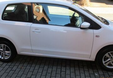 Seat Mii 69.000 km 5.900 &euro; Oberhausen 46117