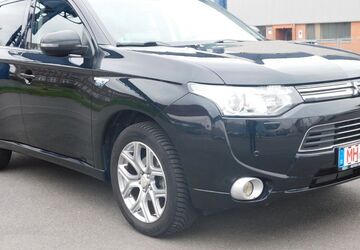 Mitsubishi Outlander 160.351 km 10.999 &euro; Mülheim 45473