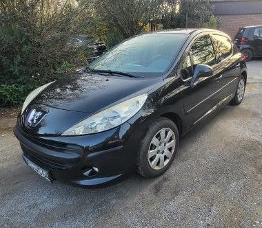 Peugeot 207 218.000 km 1.290 &euro; Voerde 46562