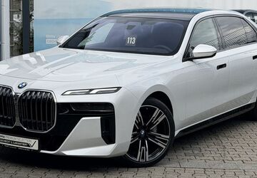 BMW 740 27.934 km 84.690 &euro; Mülheim an der Ruhr 45478