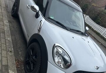 Mini Cooper SD Countryman 93.800 km 15.800 &euro; Castrop-Rauxel 44581