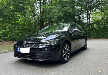 VW Golf 83.000 km 18.100 &euro; Essen 45239