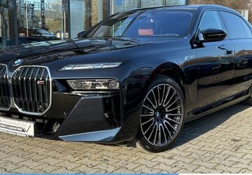 BMW i7 5.105 km 119.960 &euro; Mülheim 45472