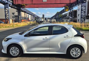 Mazda 2 20.100 km 16.790 &euro; Mülheim 45476
