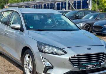 Ford Focus 49.766 km 16.690 &euro; Essen 45141
