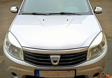 Dacia Sandero 153.000 km 2.400 &euro; Duisburg Röttgersbach 47169