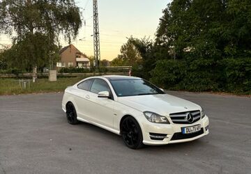 Mercedes-Benz C 250 289.000 km 12.000 &euro; Duisburg 47269