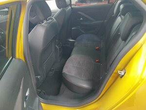 Opel Astra Ultimate Matrix LED 18´´´´ Spurhalteass. Luf 42.521 km 21.740 &euro; HAAN 42781