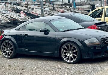 Audi TT 243.000 km 7.950 &euro; Recklinghausen 45661