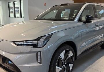 Volvo EX90 3.900 km 73.880 &euro; Recklinghausen 45659