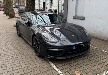 Porsche Panamera 111.300 km 55.990 &euro; Duisburg 47166