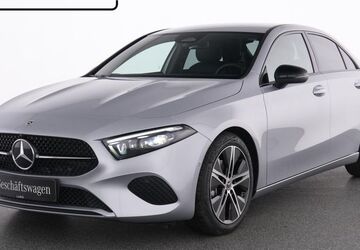 Mercedes-Benz A 180 7.900 km 34.510 &euro; Essen 45309