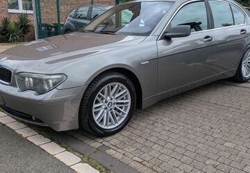 BMW 745 233.000 km 4.499 &euro; Essen 45359