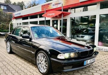 BMW 740 298.000 km 9.990 &euro; gelsenkirchen 45892