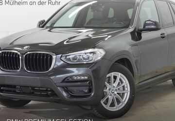 BMW X3 102.344 km 29.970 &euro; Mülheim an der Ruhr 45478