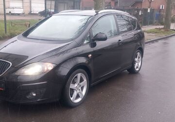 Seat Altea 129.000 km 5.450 &euro; Gelsenkirchen 45886
