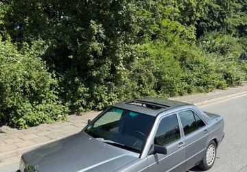 Mercedes-Benz 190 286.000 km 5.500 &euro; Essen 45329