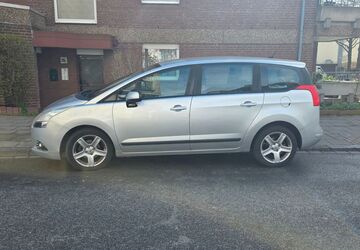 Peugeot 5008 203.450 km 4.499 &euro; bochum 44803