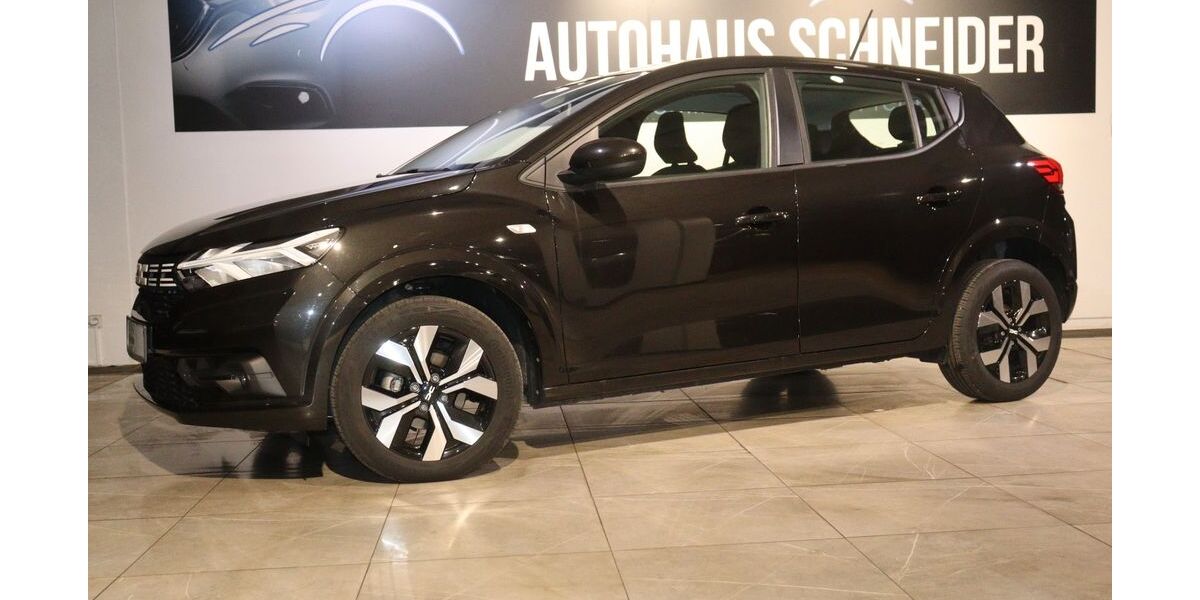 Dacia Sandero 14.183 km 18.900 &euro; Ratingen 40880