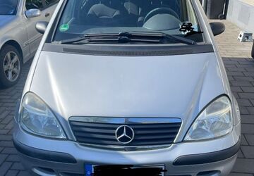 Mercedes-Benz A 140 178.000 km 1.500 &euro; Duisburg 47166