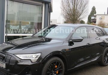 Audi e-tron 30.618 km 55.990 &euro; Gladbeck 45964