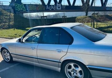 BMW 520 329.000 km 12.850 &euro; Mülheim Ruhr 45478