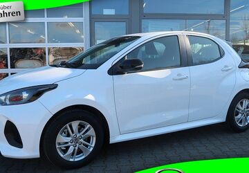 Mazda 2 Hybrid 4.000 km 22.480 &euro; Marl 45772