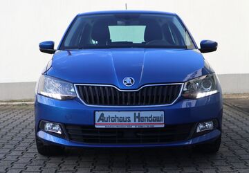 Skoda Fabia 96.800 km 10.490 &euro; Moers 47443