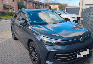 VW Tiguan 12.778 km 37.800 &euro; Duisburg 47228
