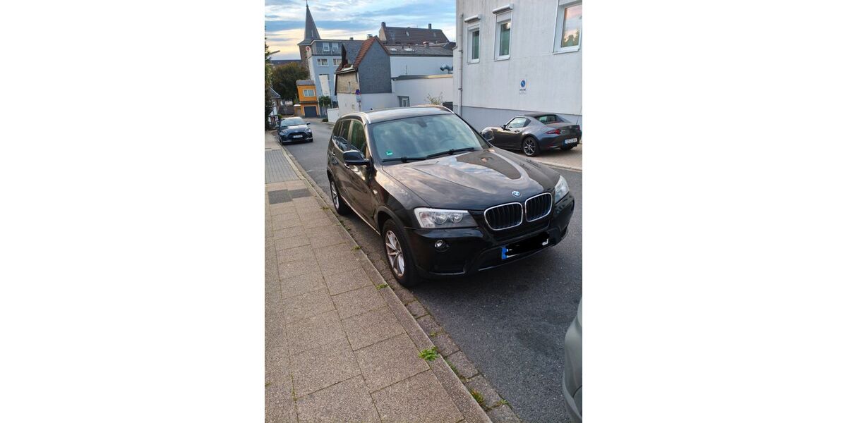 BMW X3 155.000 km 11.700 &euro; Essen 45147