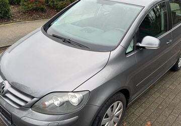 VW Golf 119.000 km 1.800 &euro; Essen 45133