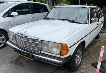 Mercedes-Benz 240 258.000 km 10.999 &euro; Wuppertal 42115