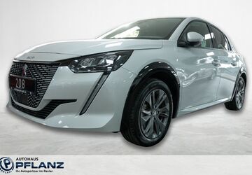 Peugeot 208 37.240 km 13.985 &euro; Gelsenkirchen 45881