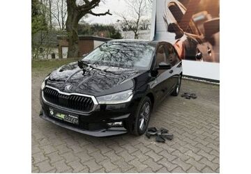 Skoda Fabia 38.162 km 15.490 &euro; Oberhausen 46147