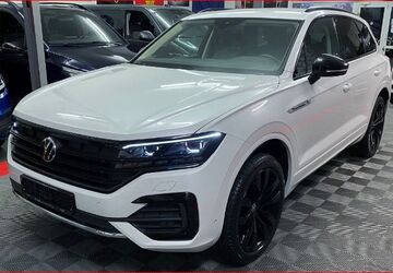 VW Touareg 40.610 km 50.890 &euro; Hünxe 46569