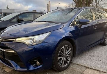 Toyota Avensis 148.000 km 9.499 &euro; Gelsenkirchen Erle 45891