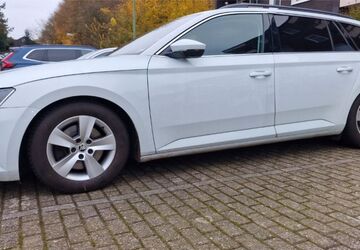 Skoda Superb 235.000 km 12.500 &euro; Essen 45277